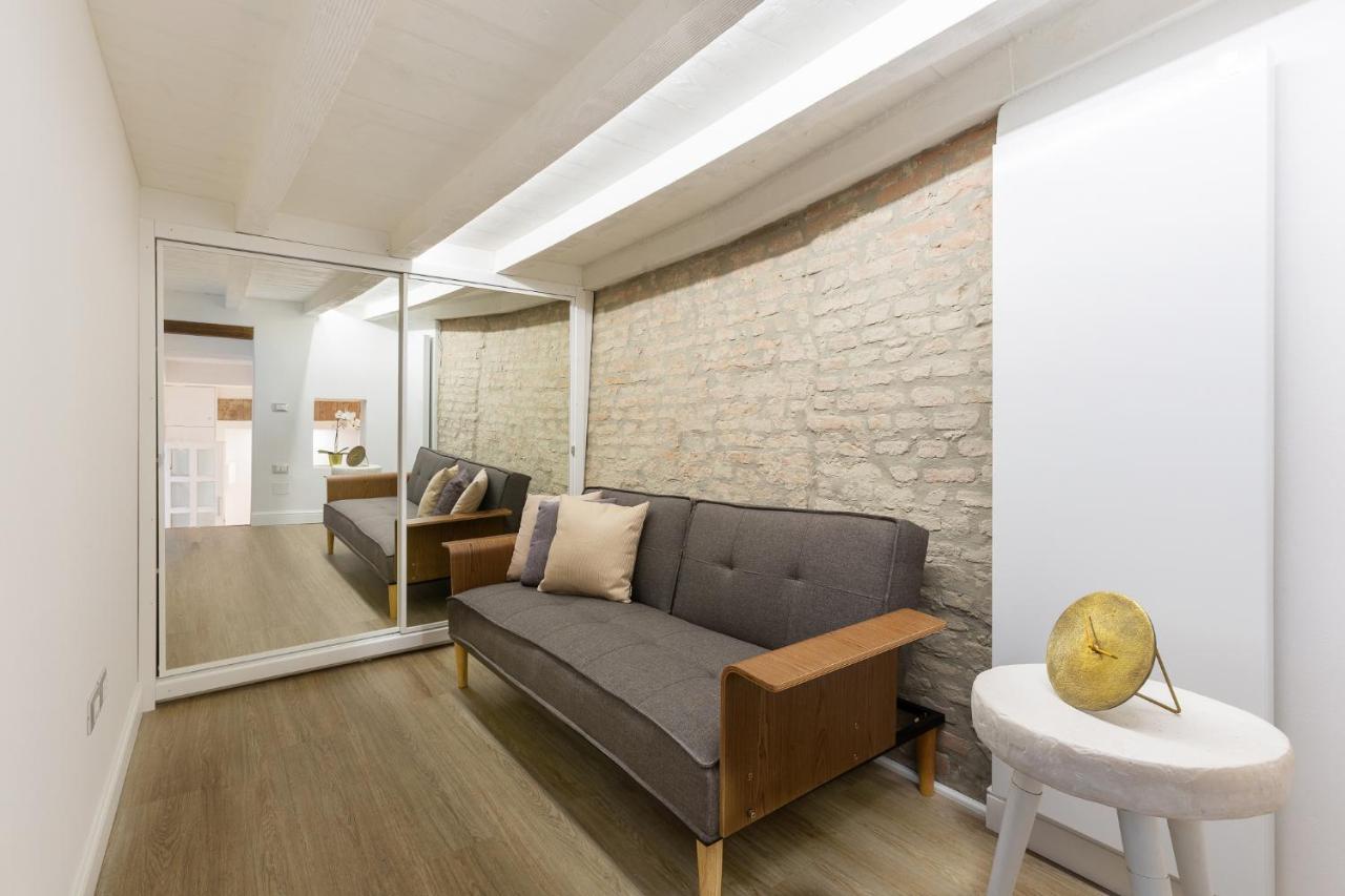 Ferrara Mayr White Apartment Exterior foto